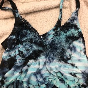 Cropped tank size m tie dye raw hem